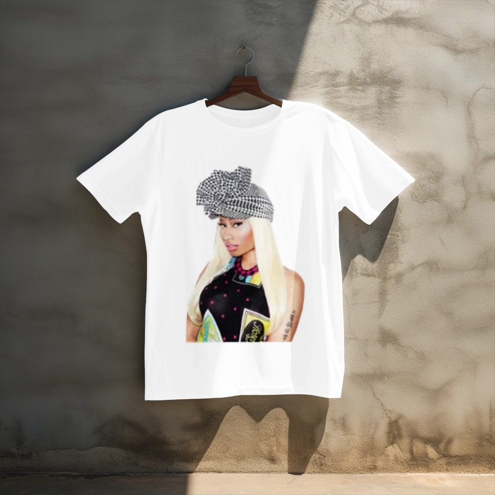 Women's Fashion Icon Graphic Print T-Shirt – Trendy Portrait Casual Tee — Tees