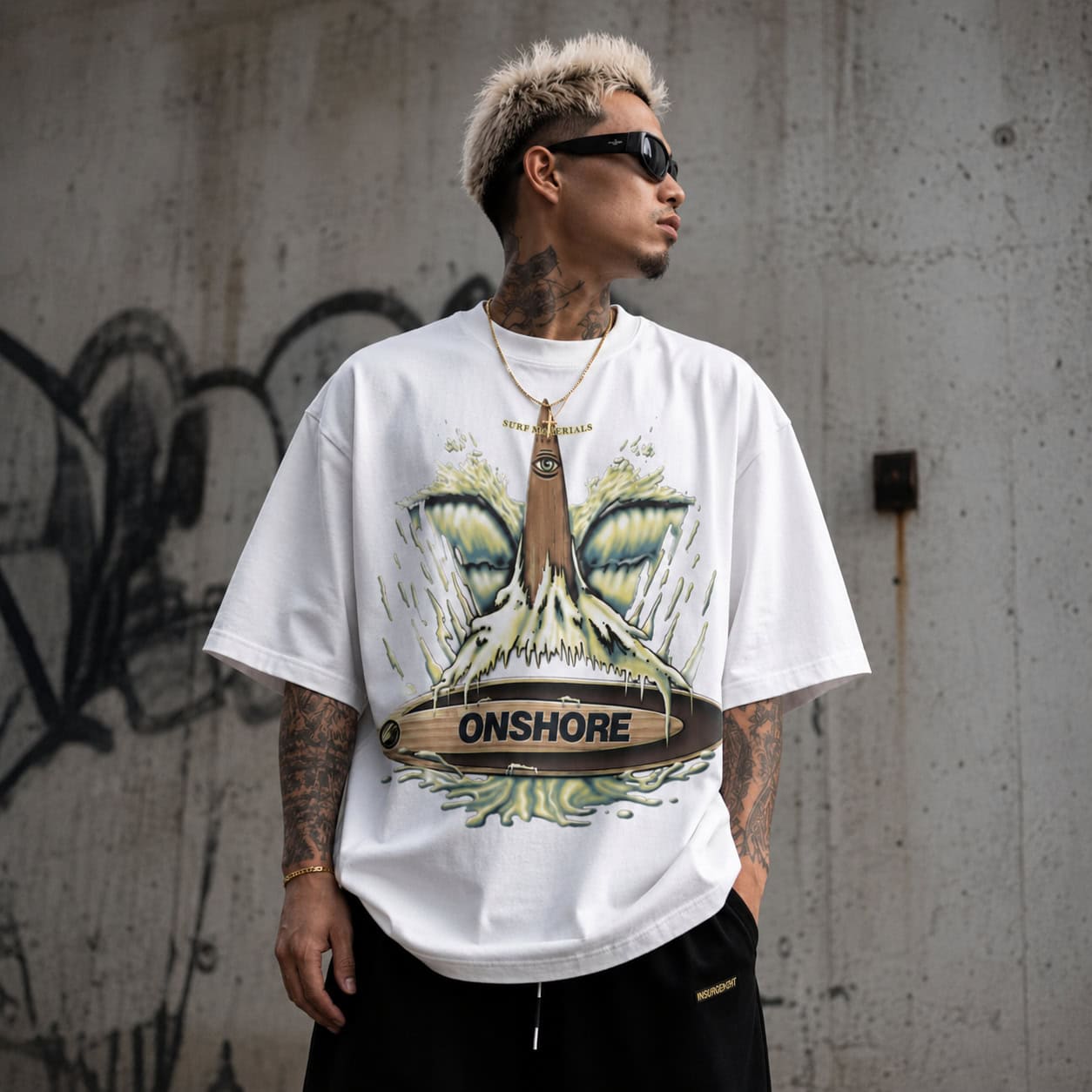 Onshore Surf Wave Eye Oversized Graphic T-Shirt — Tees