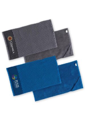 Elite Gym Towel with Pocket - Image 1