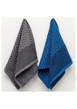 Elite Gym Towel with Pocket - Image 4